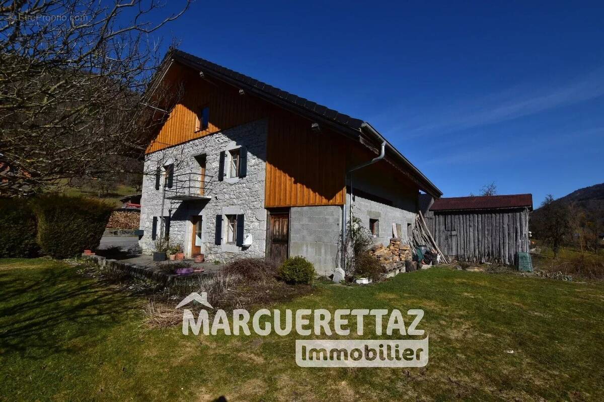 Maison à MEGEVETTE
