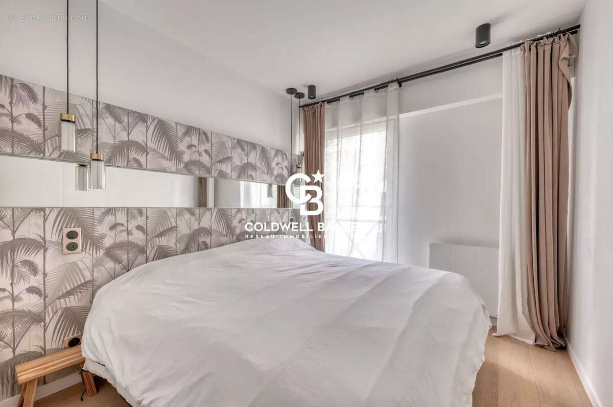 Appartement à LEVALLOIS-PERRET