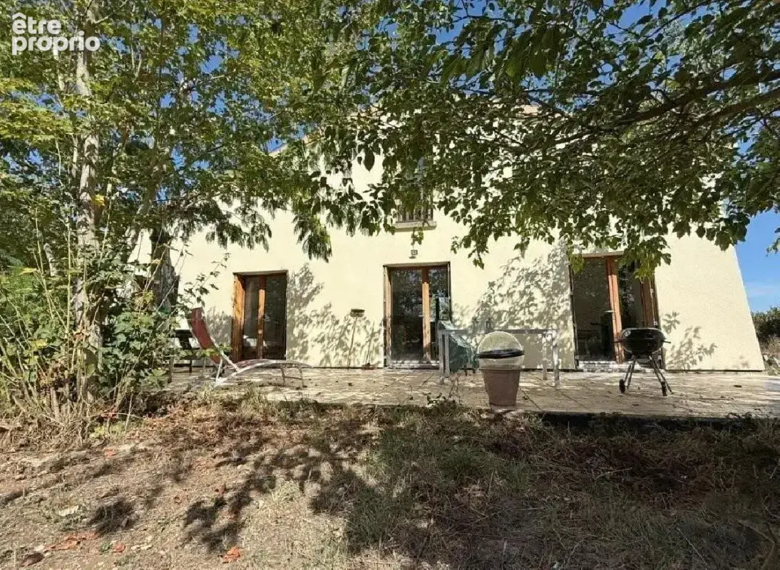 Maison 5 pièces 104 m² à vendre à Verteuil-Sur-Charente (16510) - photo 2