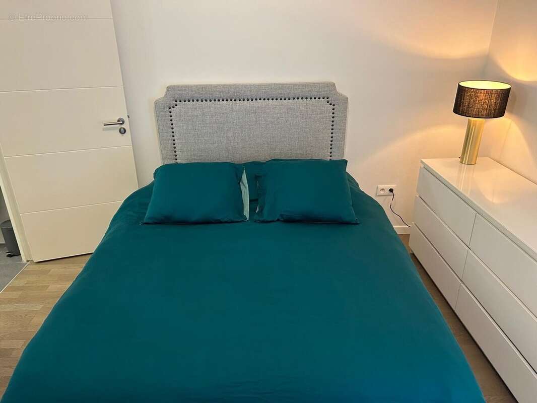 Appartement à SURESNES
