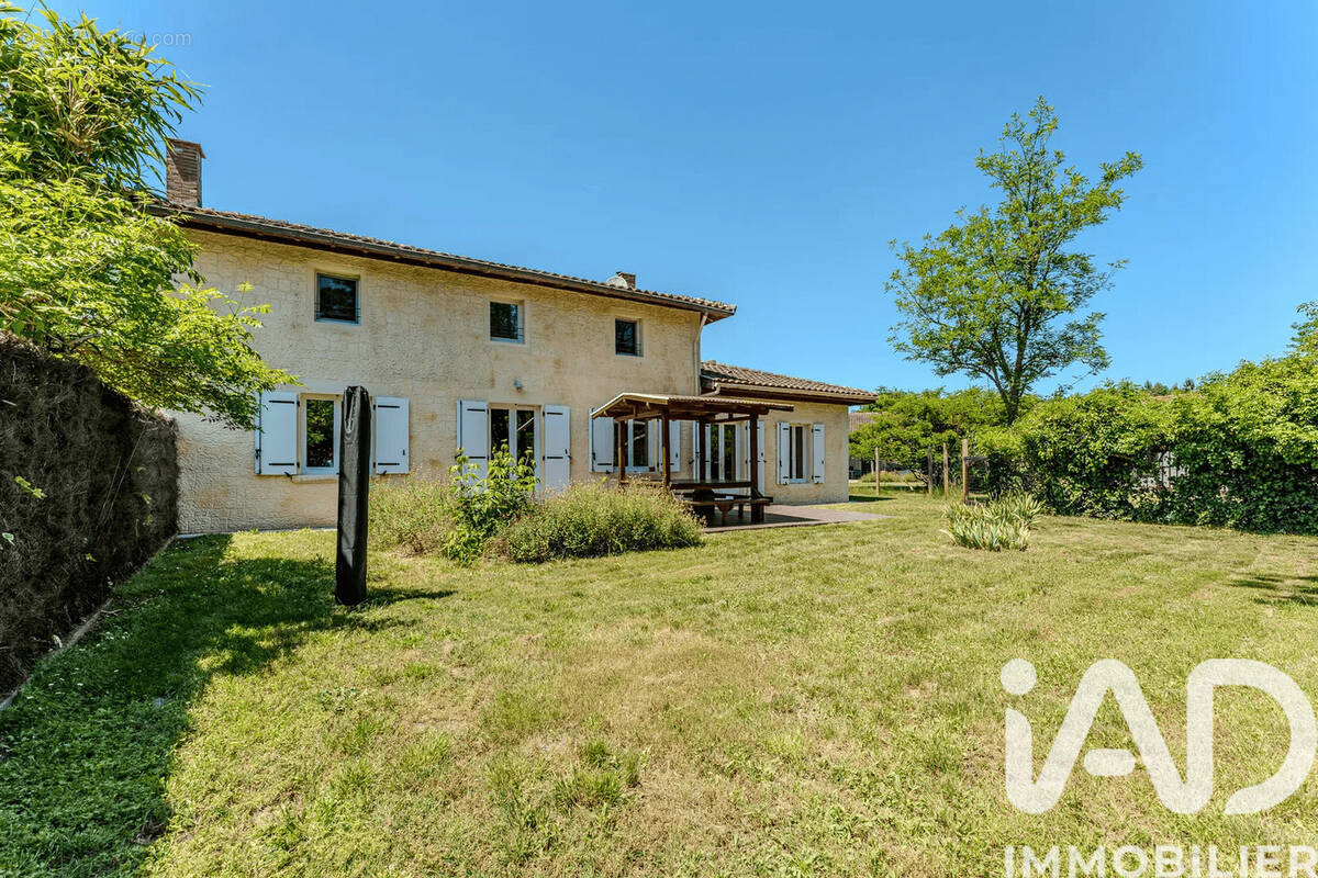 Photo 1 - Maison à SALLES