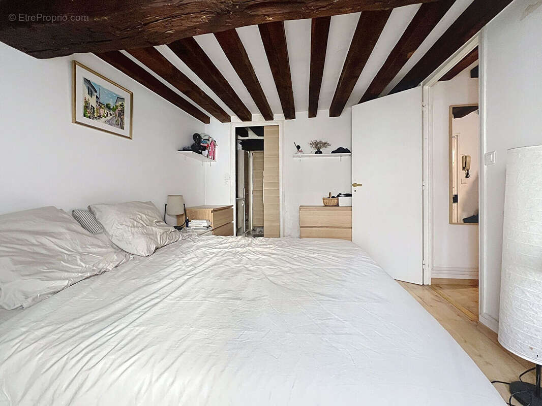 Appartement à PARIS-2E