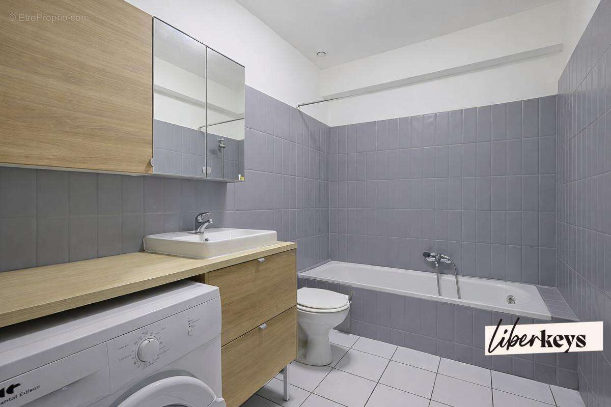 Appartement à MARSEILLE-6E