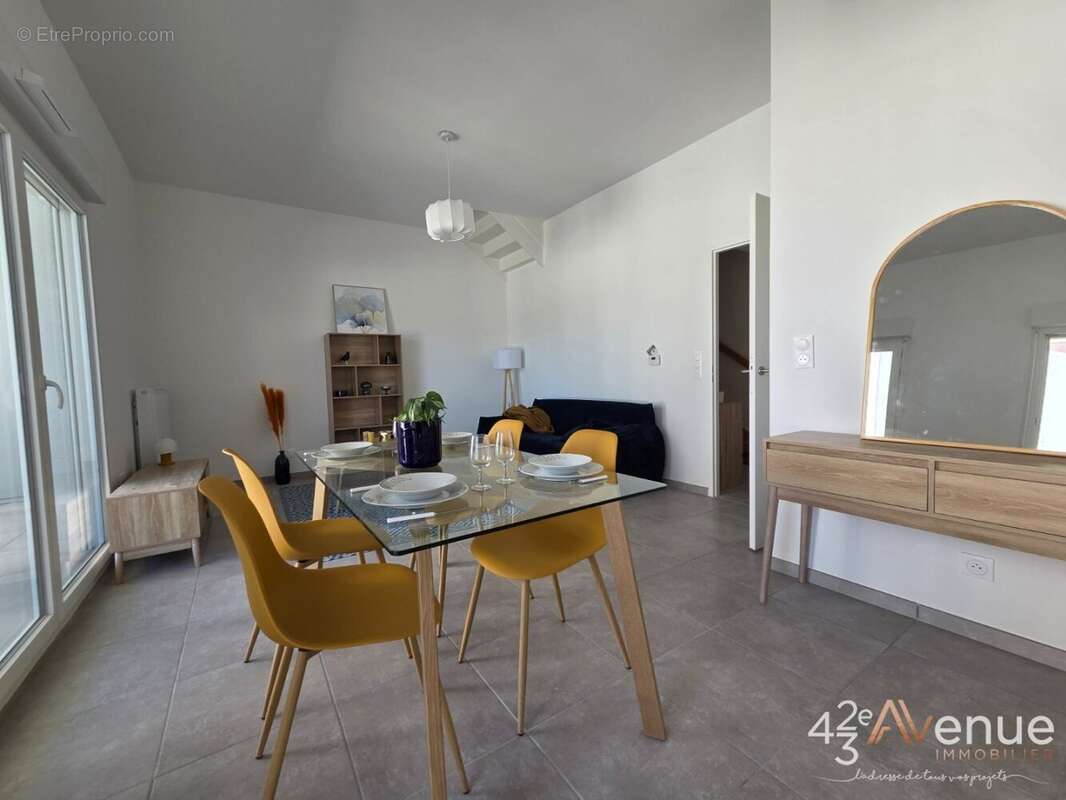 Appartement à SAINT-ETIENNE