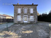 Maison à SAINT-ANDRE-DE-MESSEI