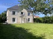 Maison à BOIS-L'EVEQUE
