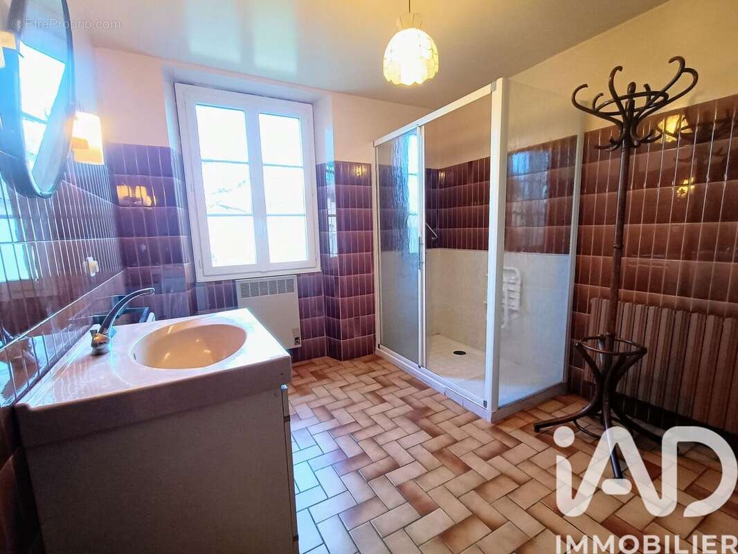 Maison 200 m² à Miers  - photo 9