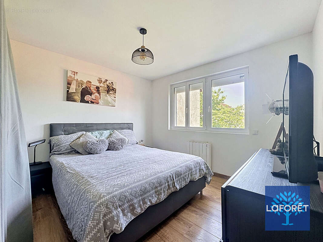 Appartement à MORANGIS