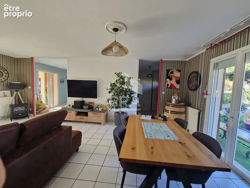 Maison 103m² à saintes - photo 3