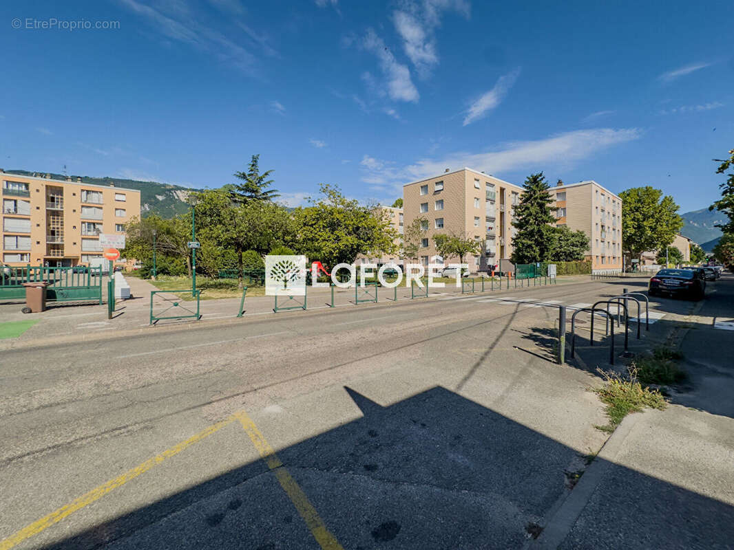 Appartement à SEYSSINET-PARISET