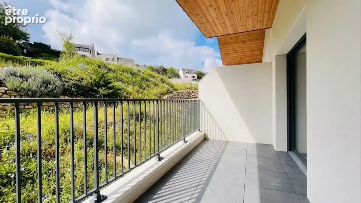 Dpt Finistère (29), à vendre QUIMPER appartement T2 dernier étage de 45 m² habitable - Terrasse - Box - Parking souterrain - photo 5