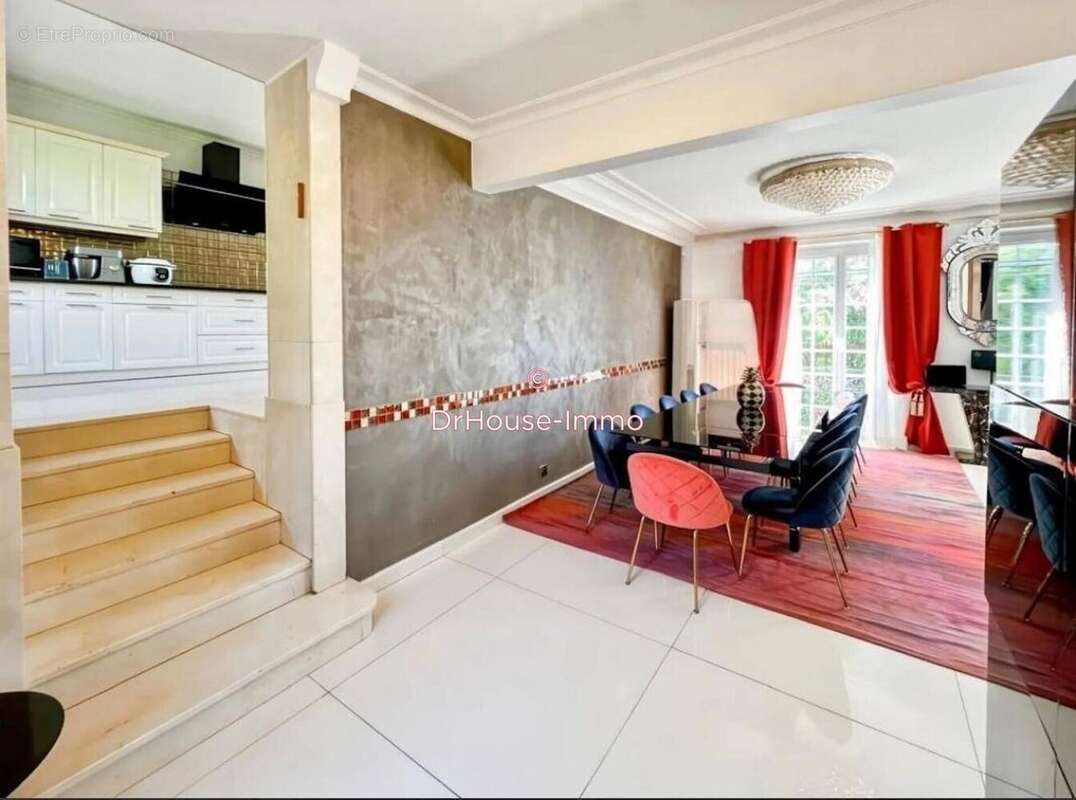 Maison à VILLEMOMBLE