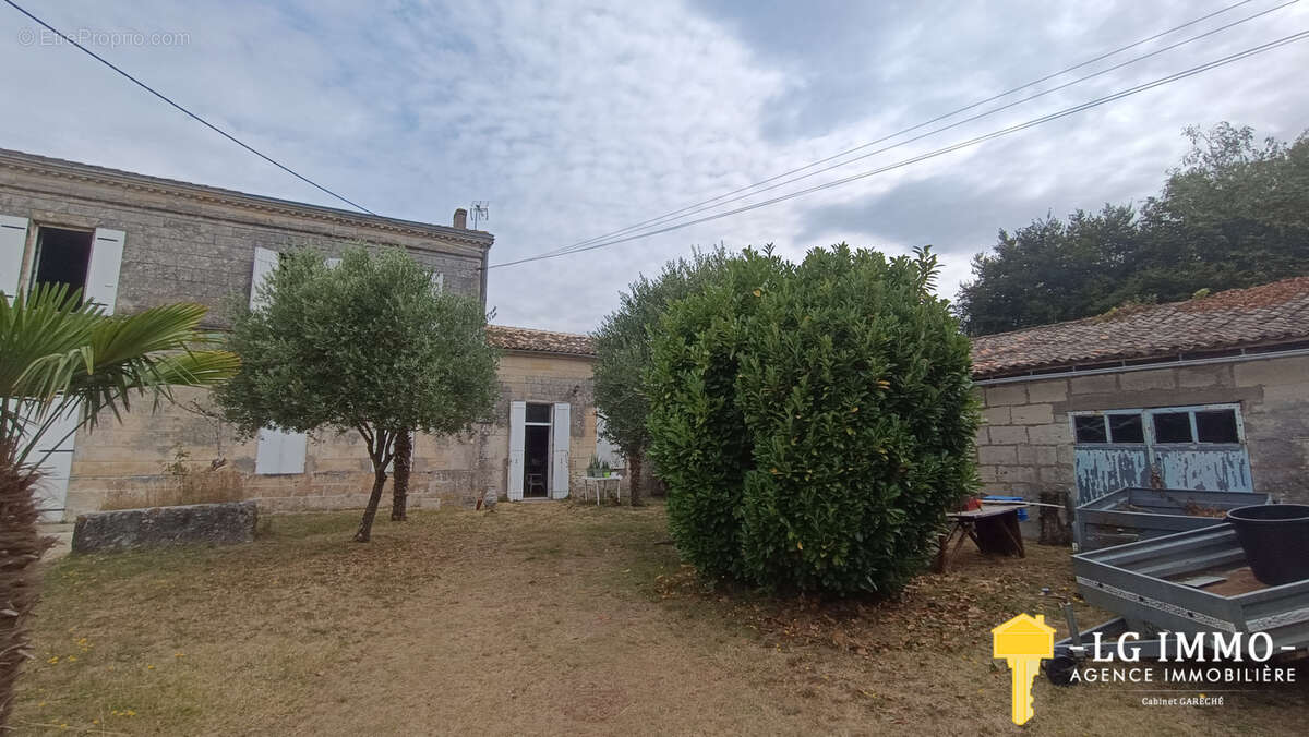 Maison à LORIGNAC