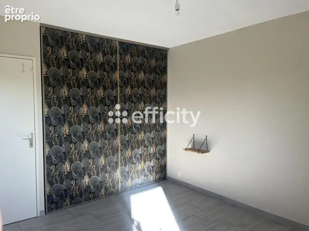 Appartement rénové - photo 11