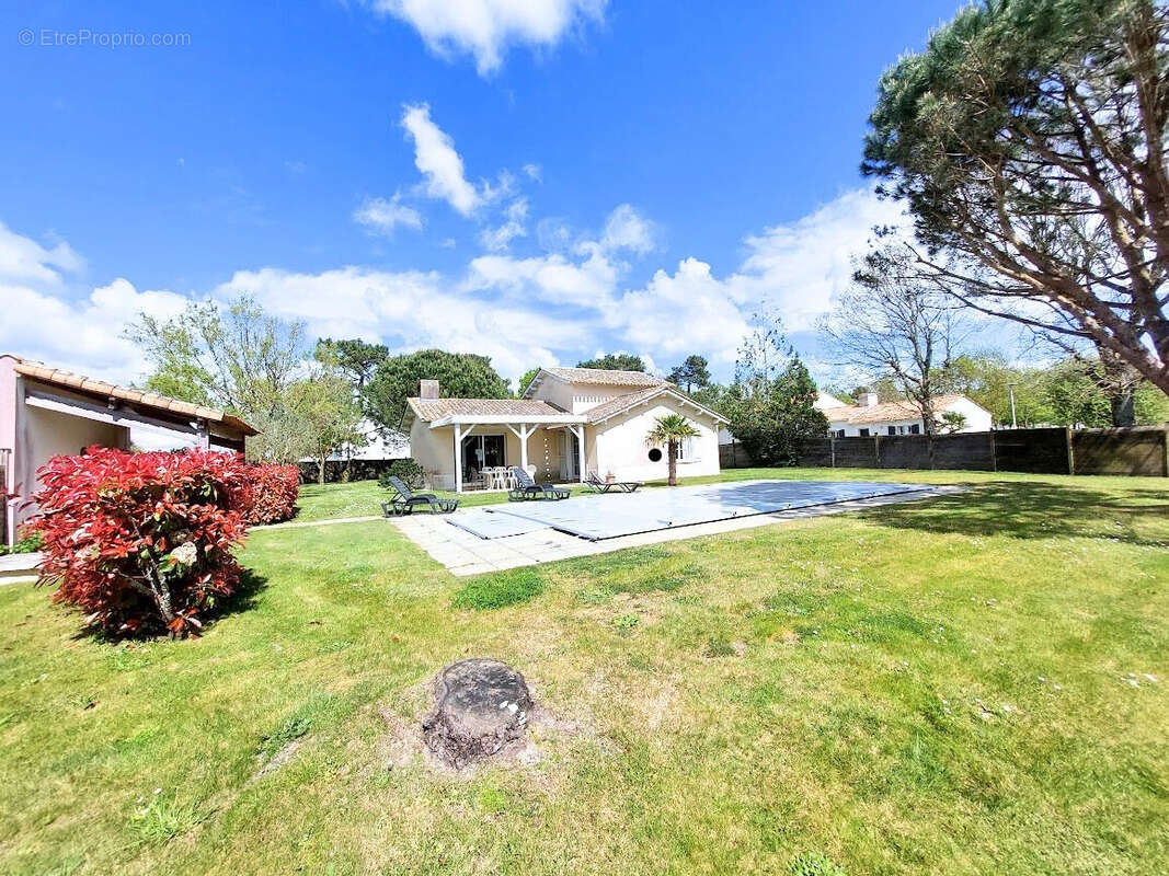 Maison à L&#039;AIGUILLON-SUR-VIE