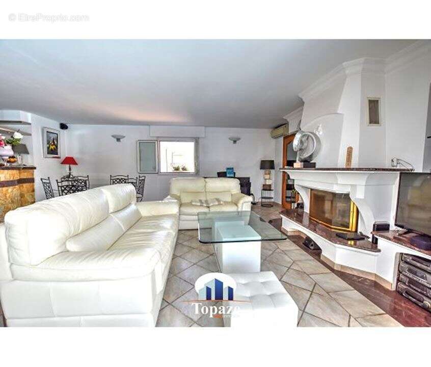 Maison à PUGET-SUR-ARGENS