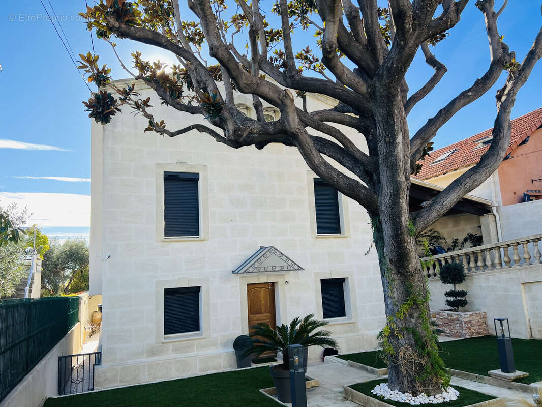 Maison à MARSEILLE-16E