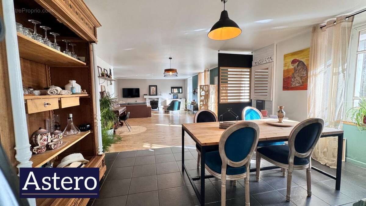 Belle Maison de maitre / 8 pièces de 198 m2 à PLUMELIAU - photo 3