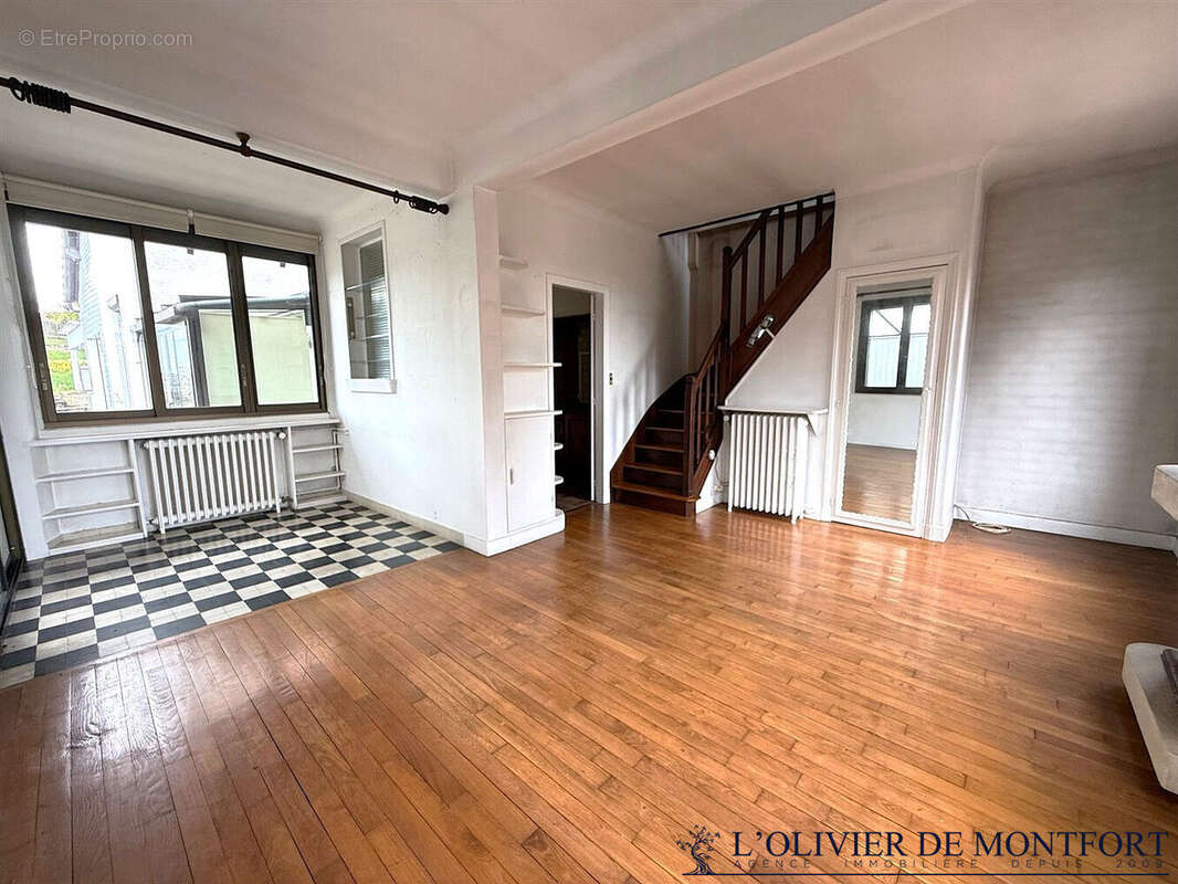 Maison à MONTFORT-L'AMAURY