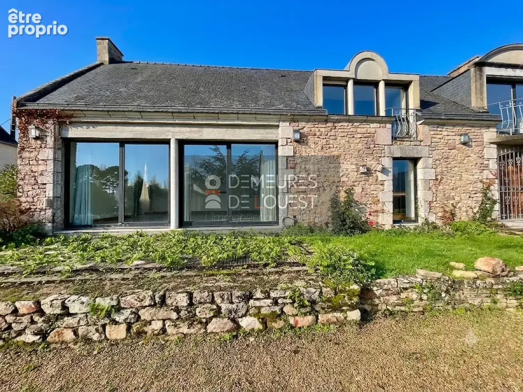 Vannes - CLISCOUET - CONLEAU - Elégante longère  - 257 m2   Annexe en pierre   Jardin clos de 835m2 - photo 7