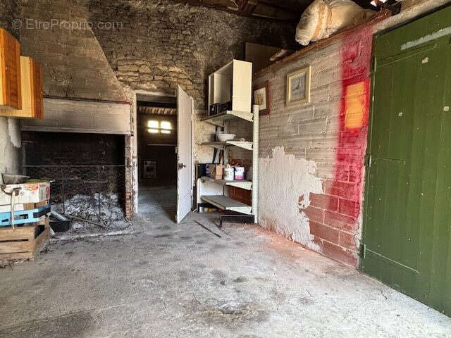 Maison à LE GUE-DE-VELLUIRE