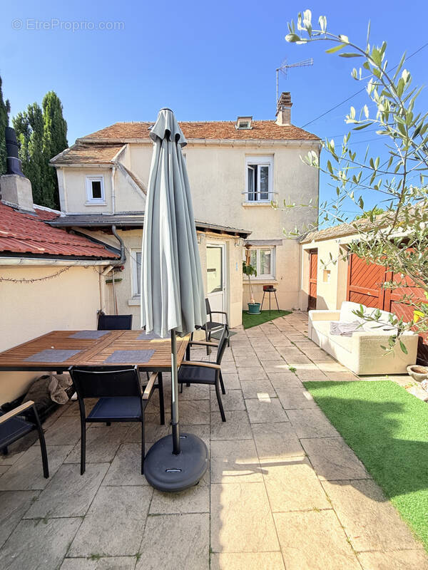 Maison à GARANCIERES