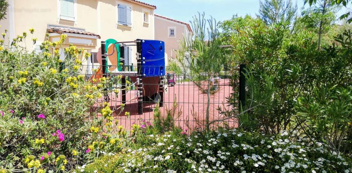 Appartement 42 m² à Cabries  - photo 5
