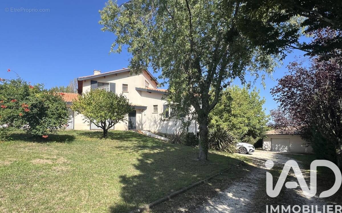 Photo 1 - Maison à BRANNE