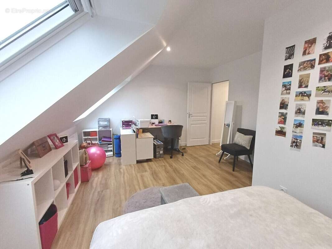 Appartement à BUCHY