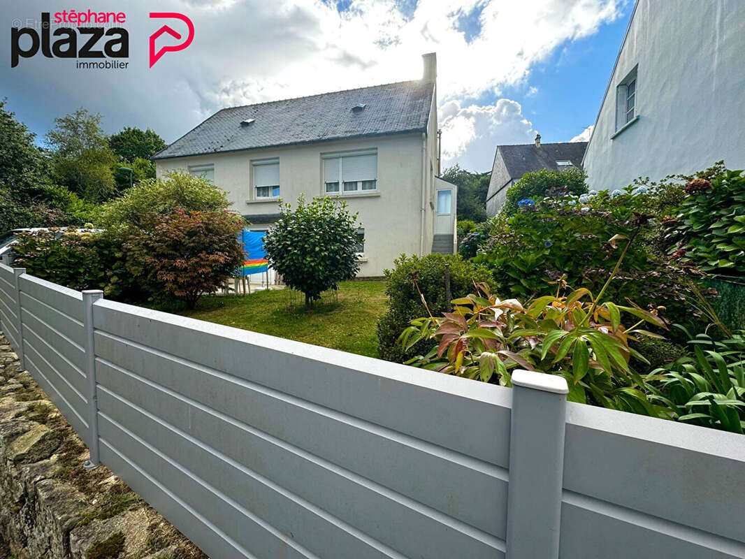 Maison à LOCRONAN