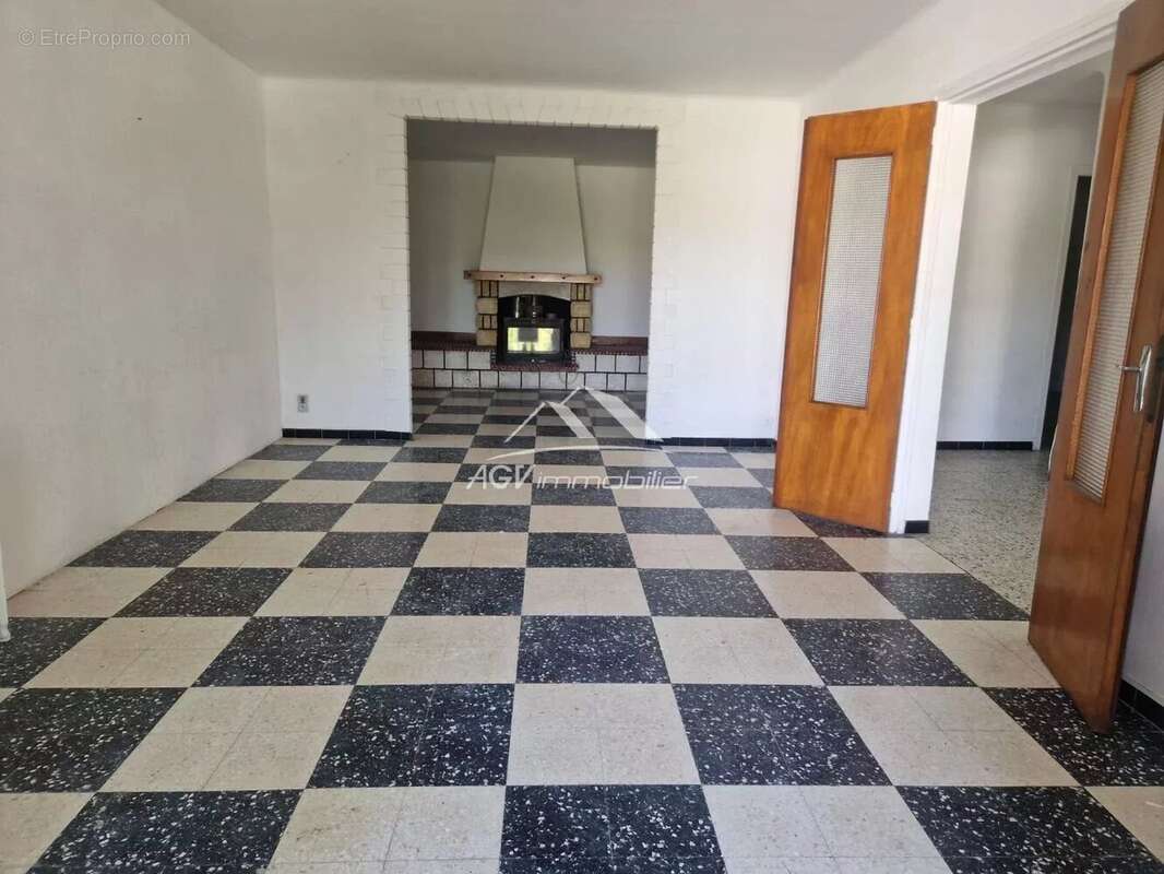 Maison de 192 m², 5 chambres -Terrain de 1000m² - photo 5