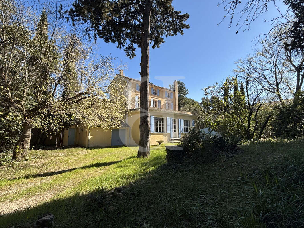 Maison à VAISON-LA-ROMAINE