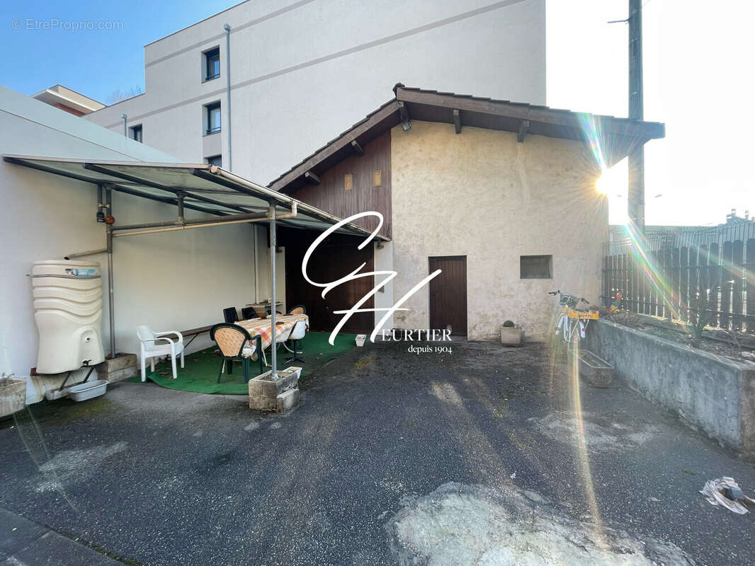 Maison à ECHIROLLES