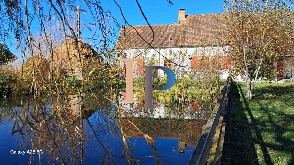 Maison à PARAY-LE-MONIAL