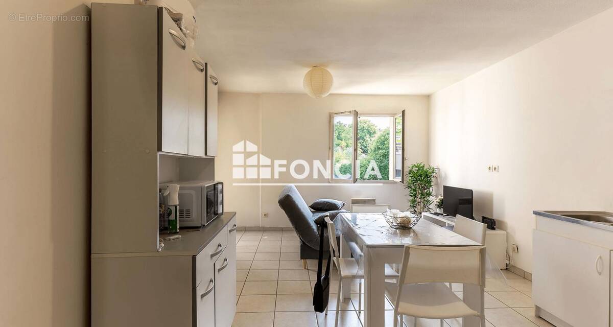 Appartement à BOURG-LES-VALENCE