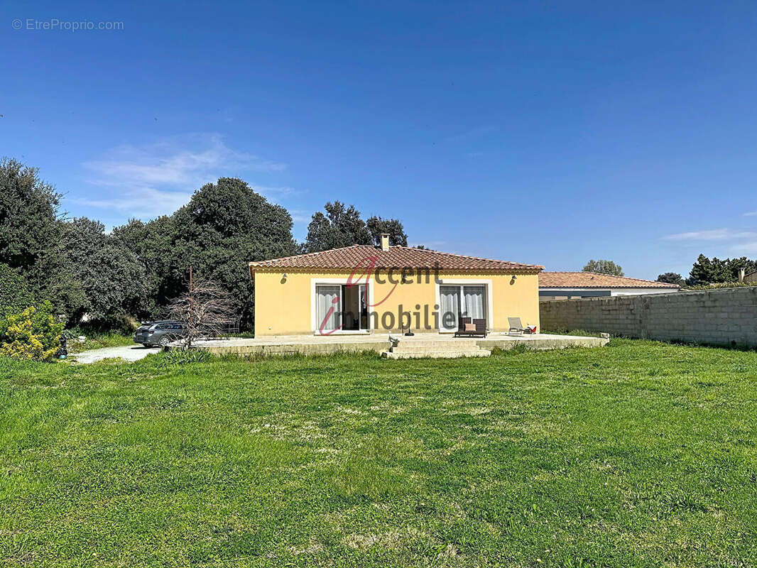 Maison à ORGON