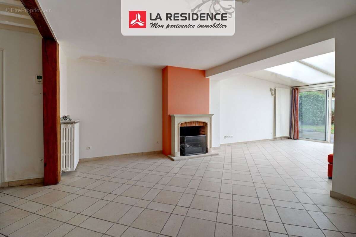 Maison 245 m² à Maule  - photo 6