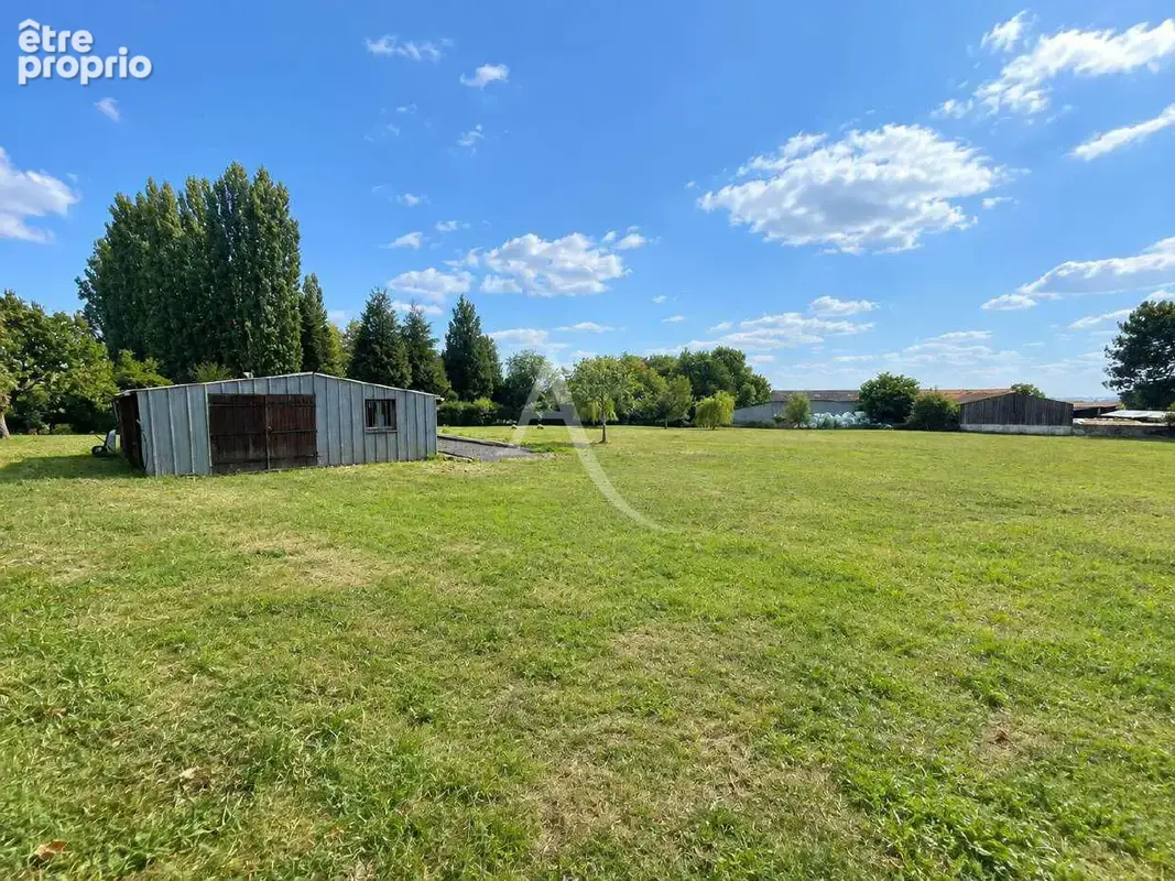 Plus de 9000 m² de terrain  - au calme total, magnifique maison sans aucun travaux - photo 12