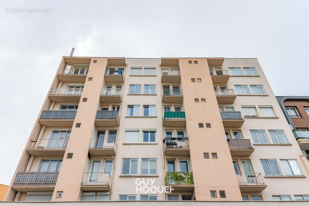 Appartement à SAINT-MAUR-DES-FOSSES