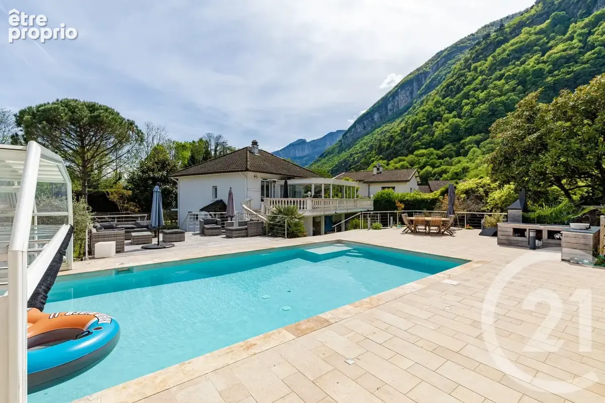 Maison 8 pièces 184 m² à vendre à Veurey-Voroize (38113) - photo 18