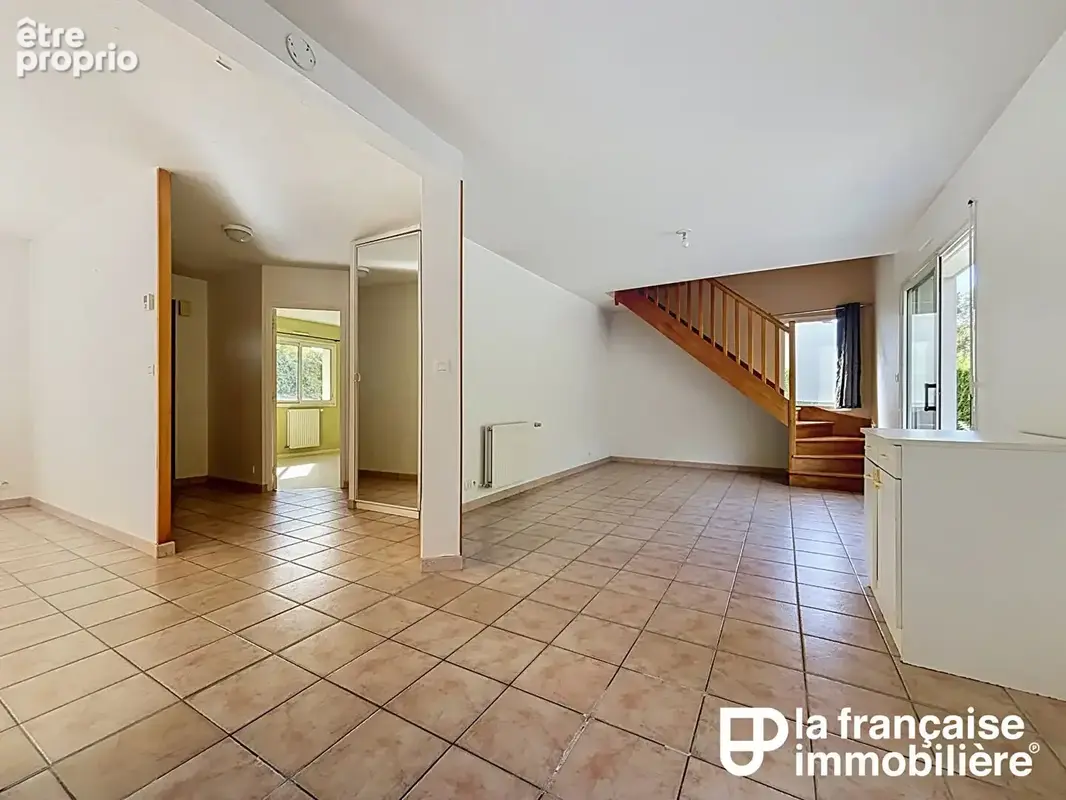 A VENDRE - CHAVAGNE - Maison indépendante 7 pièces - garage double - photo 2