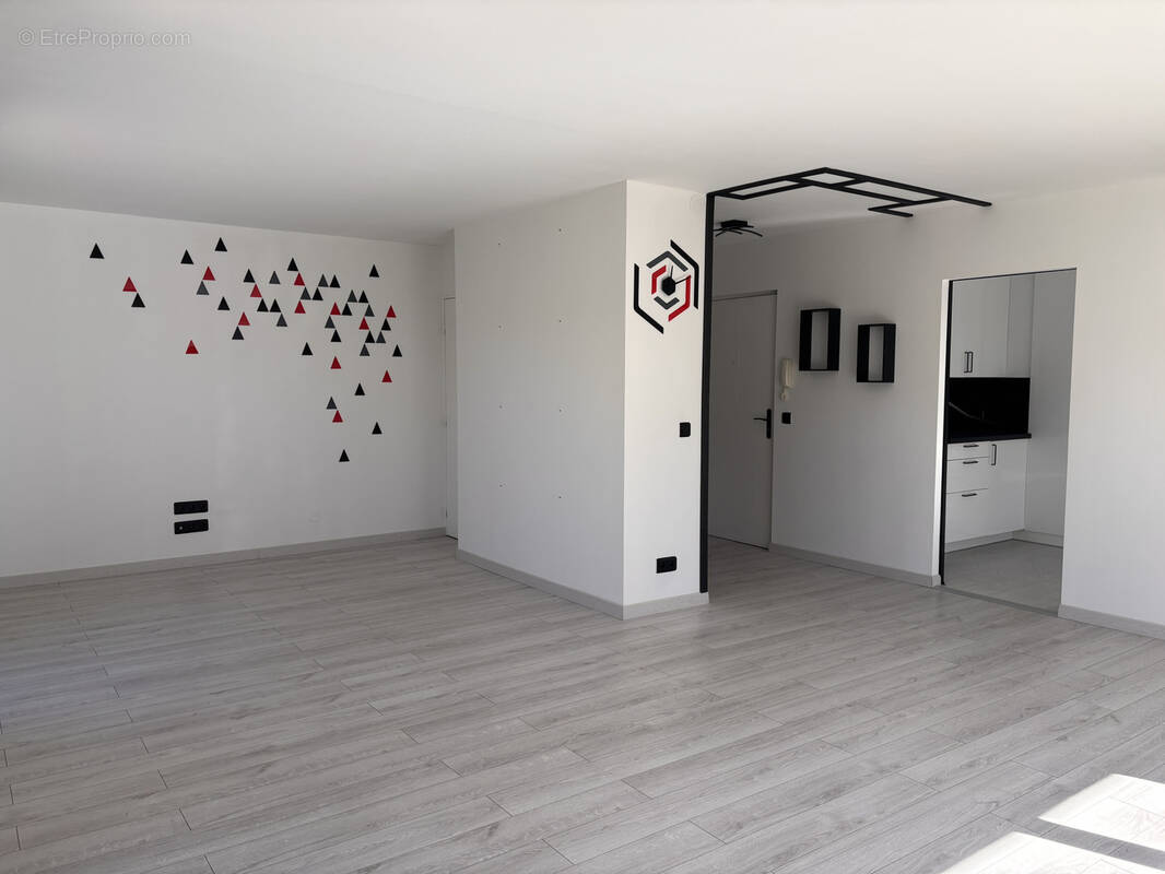 Appartement à ROISSY-EN-FRANCE