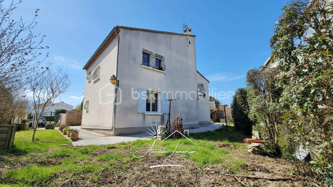 Maison 6 pièces 195m2 sur terrain de 500m2 - Arles - photo 13
