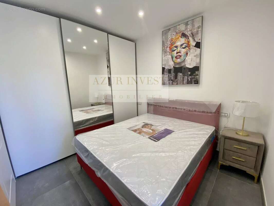 Appartement à ROQUEBRUNE-CAP-MARTIN