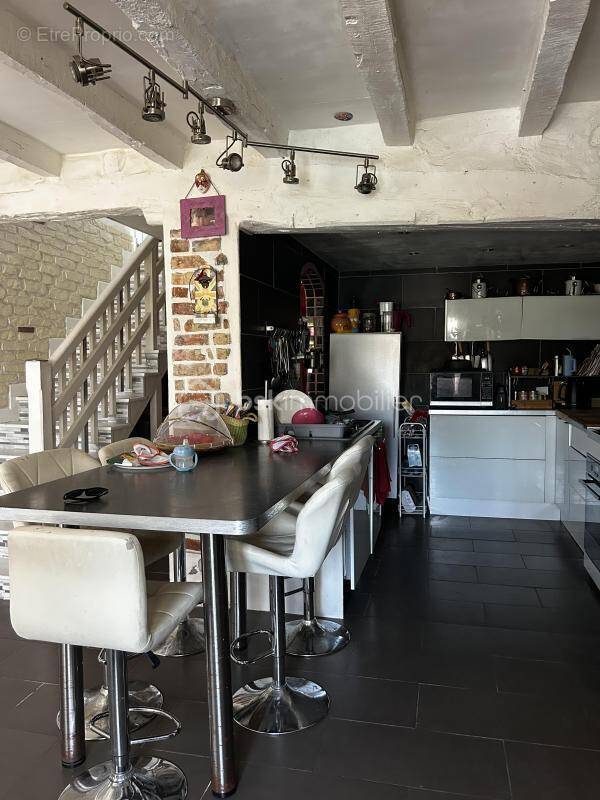 Maison à MENDIONDE