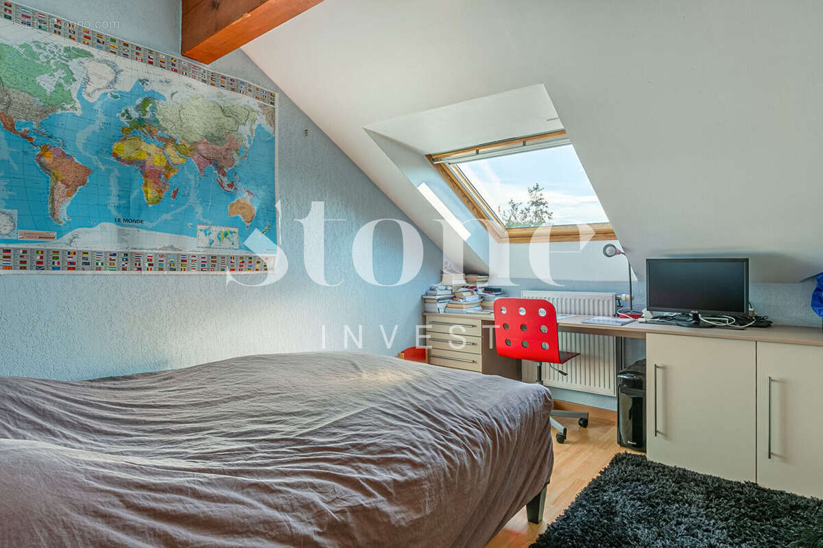 Appartement à POISY