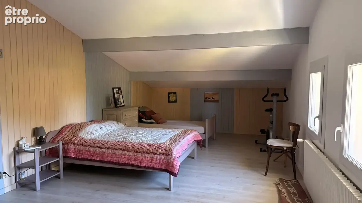 Maison familiale 7 pièces sur une belle parcelle arborée de 1 195 m2 - photo 9