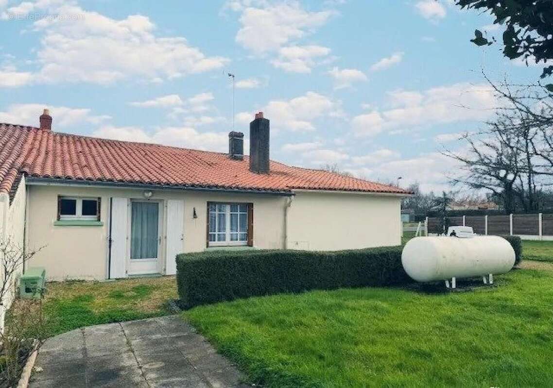 Photo 2 - Maison à LA REORTHE