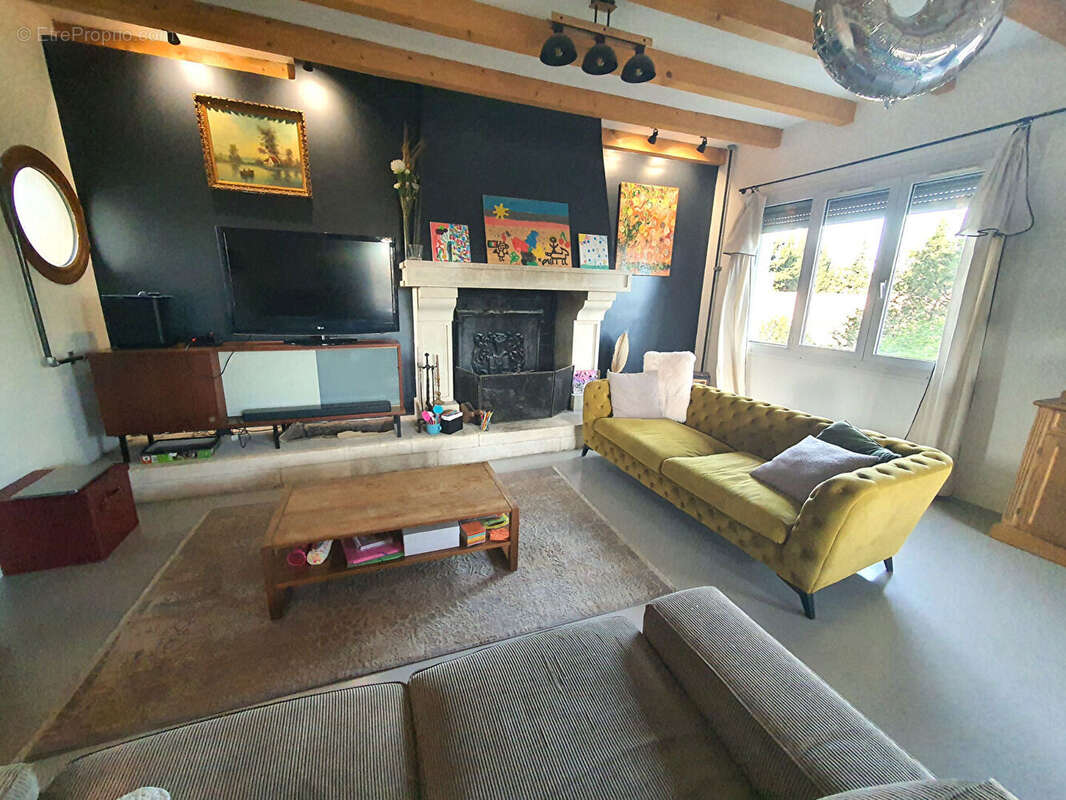 Maison à LES ANGLES