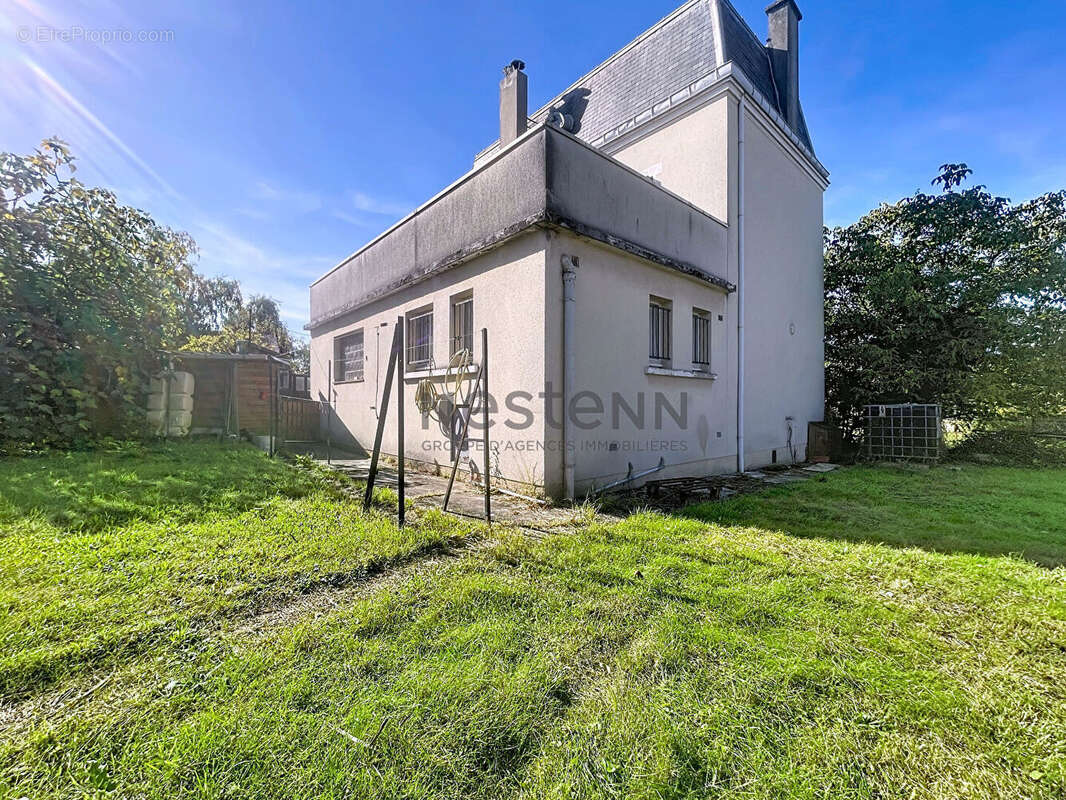 Maison à LIMEIL-BREVANNES